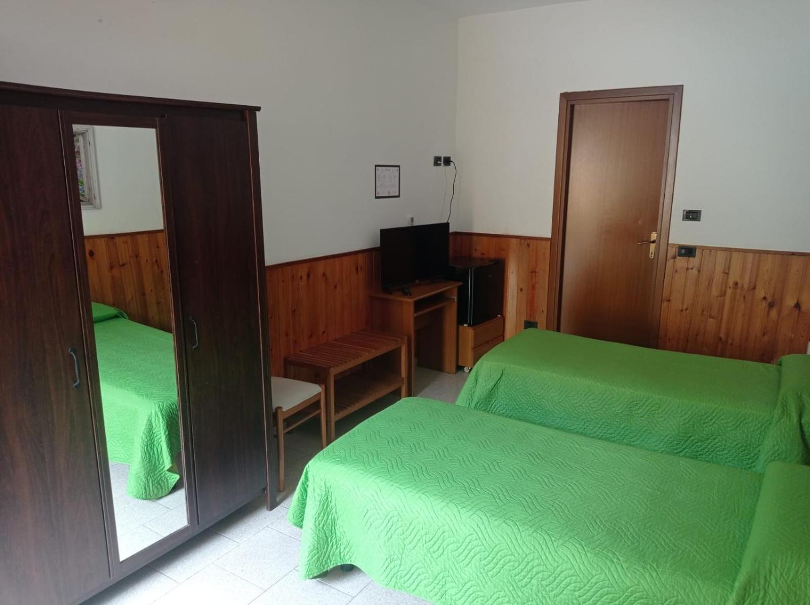Albergo Brioschi Caponago Eksteriør bilde